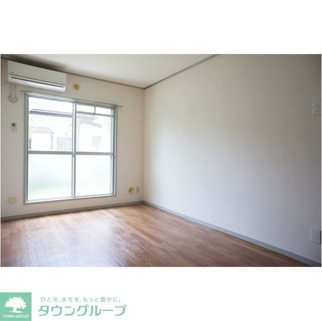 居室・リビング　※同タイプ別部屋の写真になります