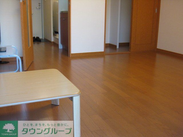 居室・リビング　2Fはカーペットとなります。