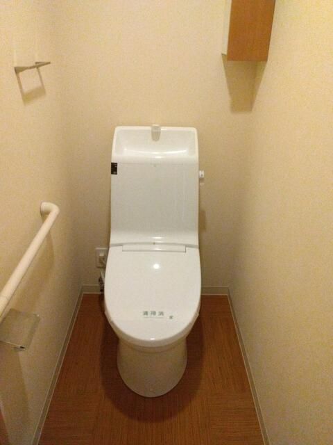 ＪＲ山手線 田端駅 徒歩7分 5階建 築12年のトイレ写真
