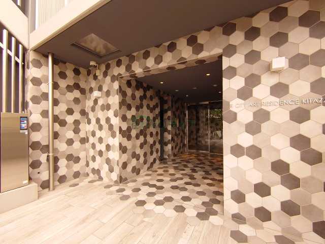 エントランス　リライフ下北沢店