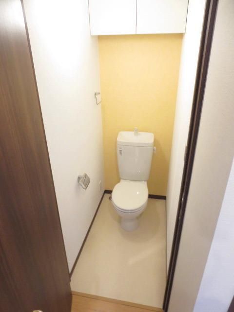 トイレ　清潔感のあるトイレです