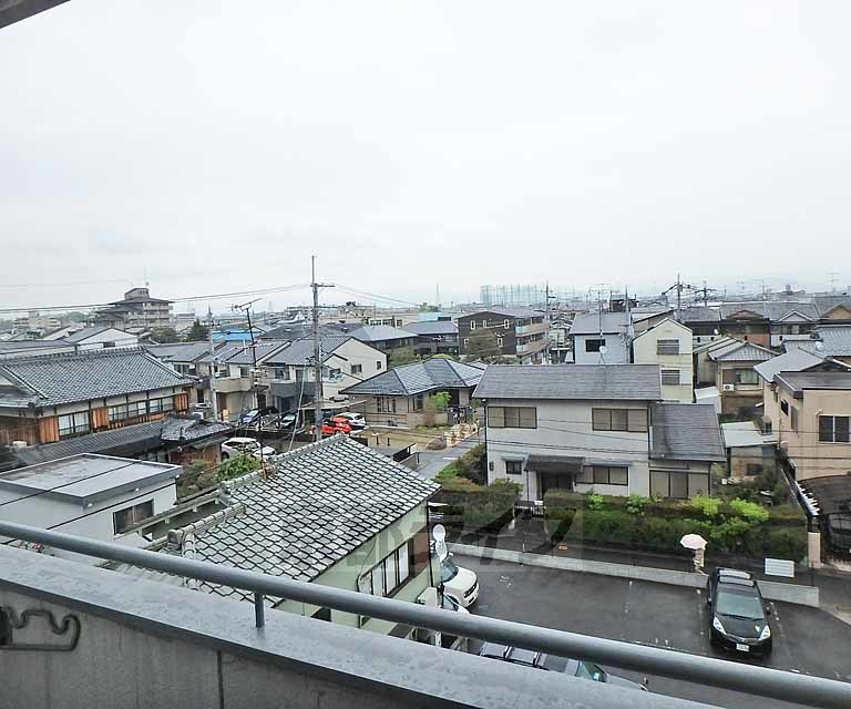 バルコニー　４階ベランダです
