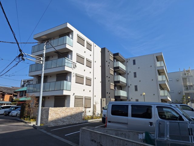 建物外観　シニア向け賃貸住宅ヘーベルVillage