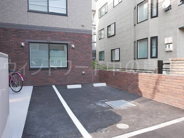 駐車場　詳細は、ウィンドワード中の島店までご相談下さい。