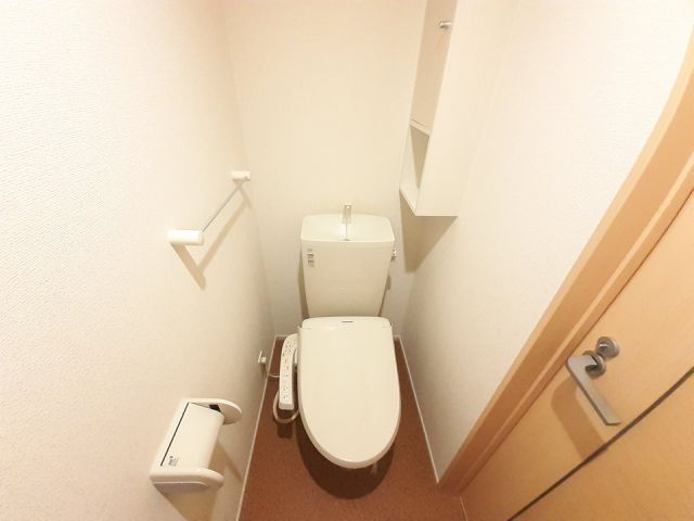 ウエストハウスAのトイレ写真