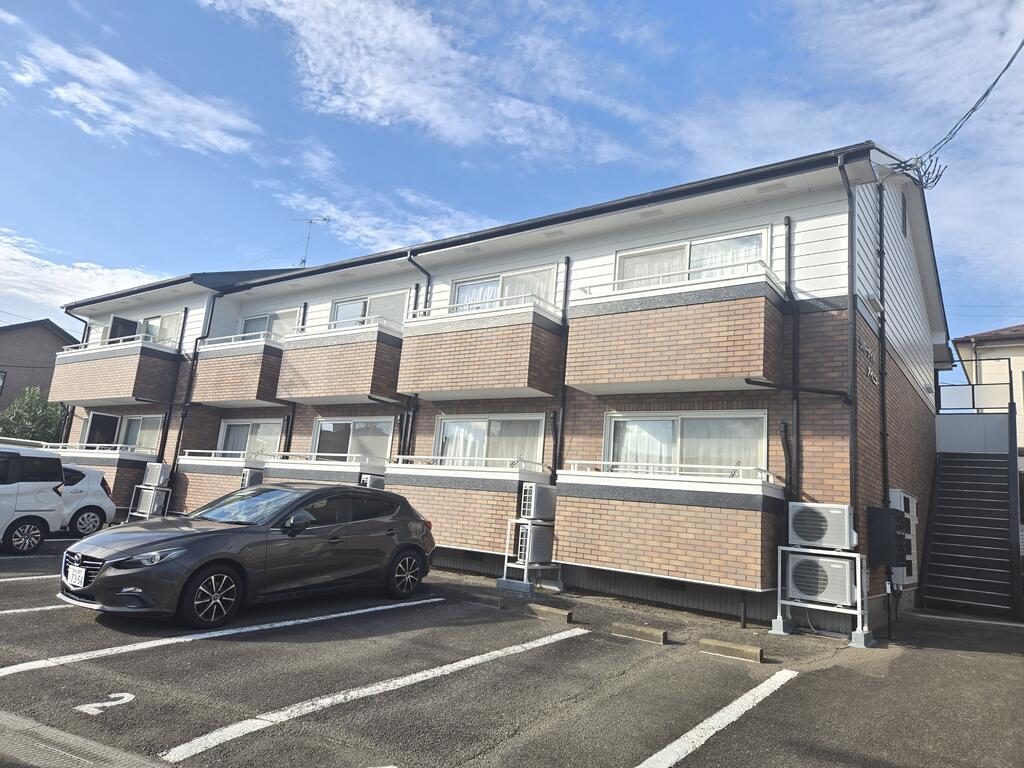 建物外観　南向きの明るい配置