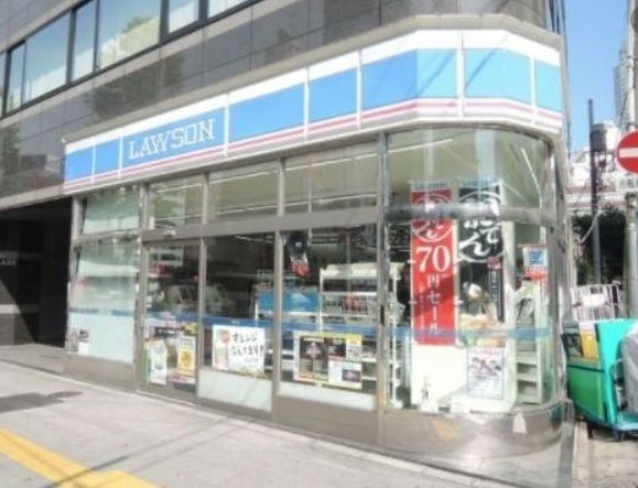 コンビニ　ローソン築地三丁目店（コンビニ）まで72m