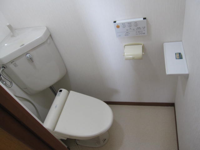 成田ハイツのトイレ写真