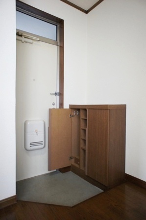 玄関　下駄箱