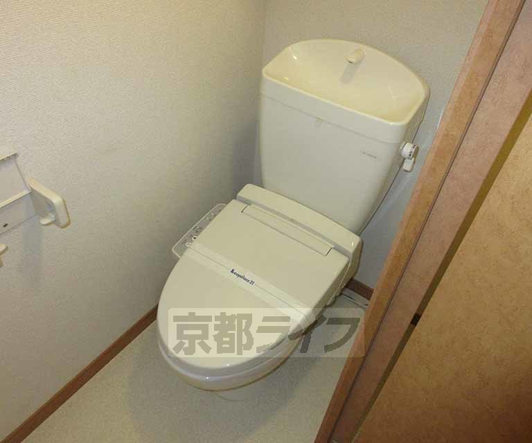 【レオパレスヤングフォレストＡのトイレ】