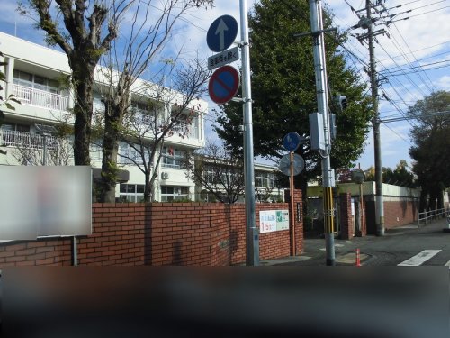 小学校　江ノ口小学校（小学校）まで581m