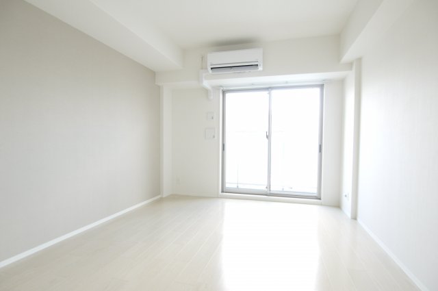 居室・リビング　詳細は、RISUMO江坂本店→06-6155-7137まで♪