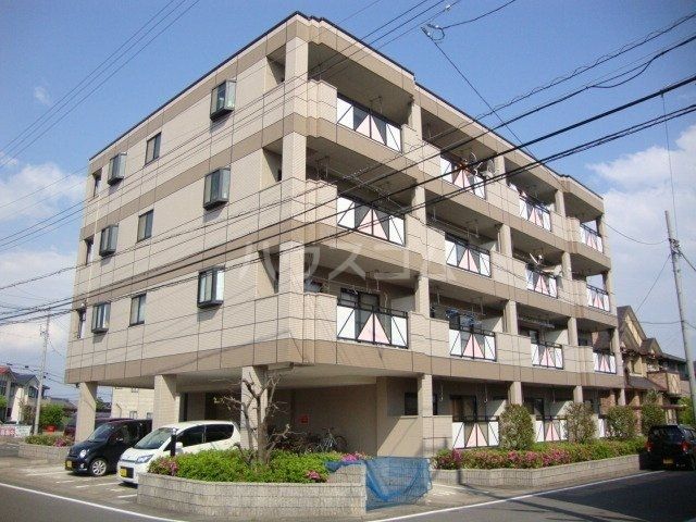 弥富市平島東のマンションの建物外観