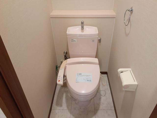 【名張市松崎町のマンションのトイレ】