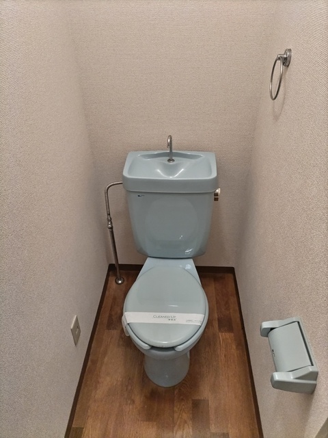 トイレ　洋式のトイレ
