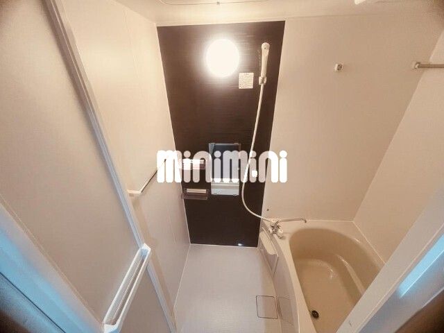 バス・シャワールーム　同タイプ別部屋の写真です