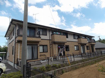 鹿児島市石谷町のアパートの建物外観