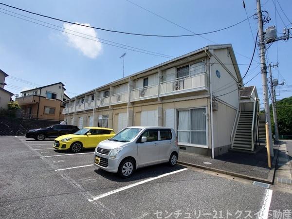 【らんがく二番館の建物外観】