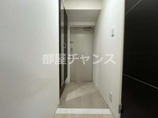 【名古屋市中区大井町のマンションの玄関】