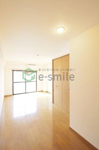 居室・リビング　使いやすいリビングです