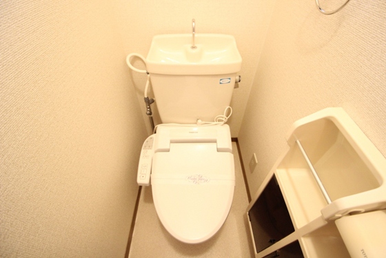 トイレ　※別号室参照