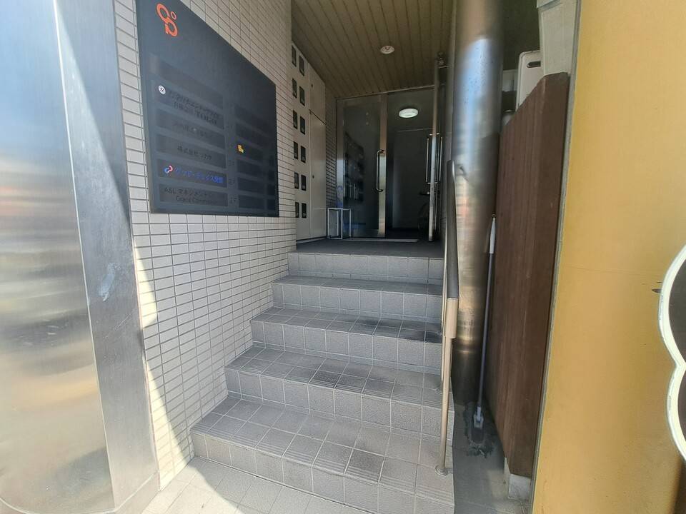 エントランス　エントランス