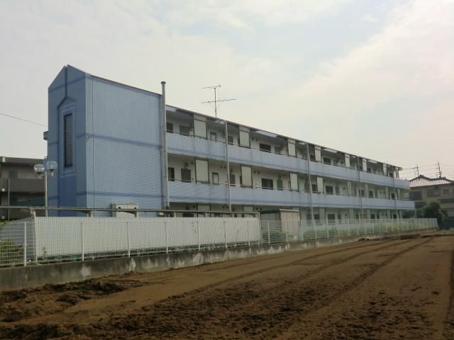 船橋市駿河台のマンションの建物外観