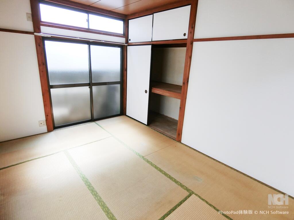 三愛コーポの居間写真