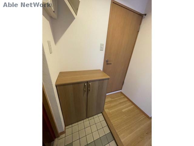 西尾市 3階建 築36年の内装写真