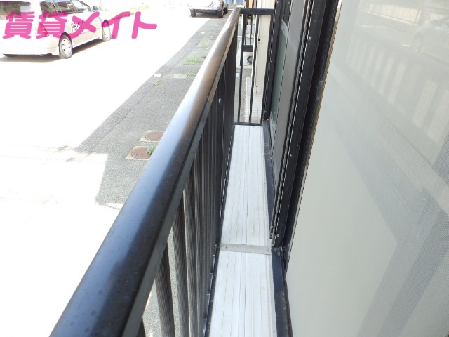 バルコニー　別部屋の写真です。