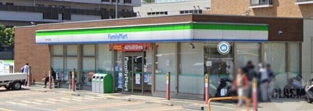 コンビニ　ファミリーマート吹田千里山西店（コンビニ）まで165m
