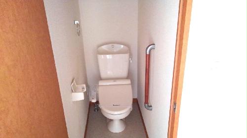 トイレ　温水洗浄便座付きトイレ♪