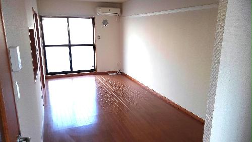 居室・リビング　広々居室♪