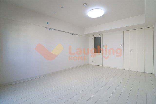 居室・リビング　こちらの居間で趣味の時間をお楽しみください