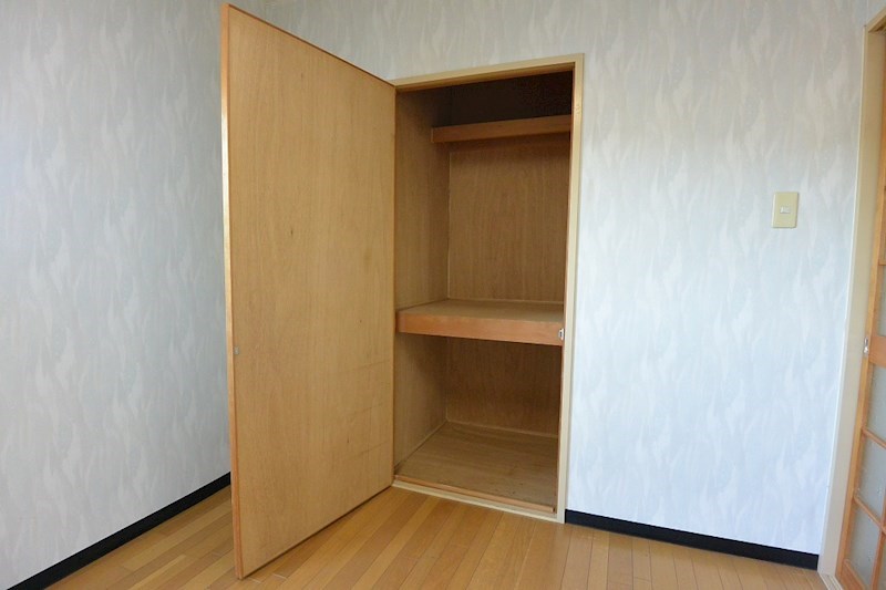 収納　洋室収納