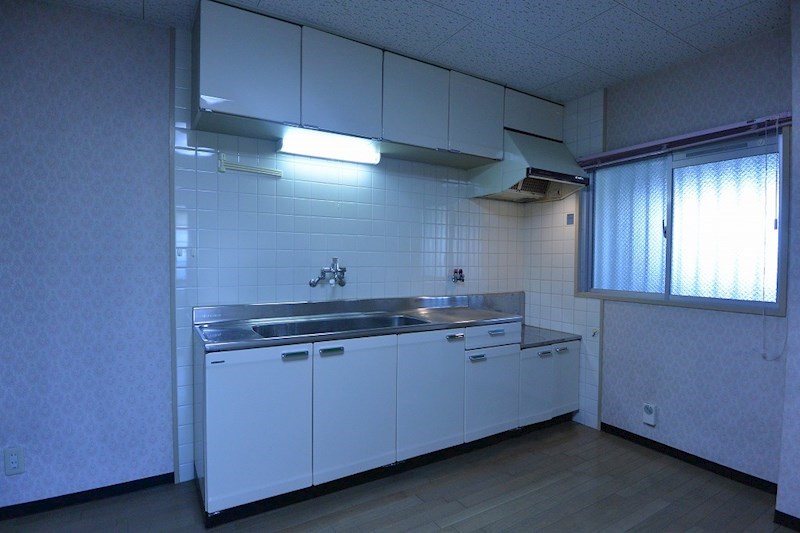 キッチン　横幅のあるキッチン