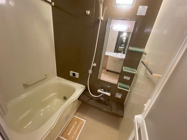 バス・シャワールーム