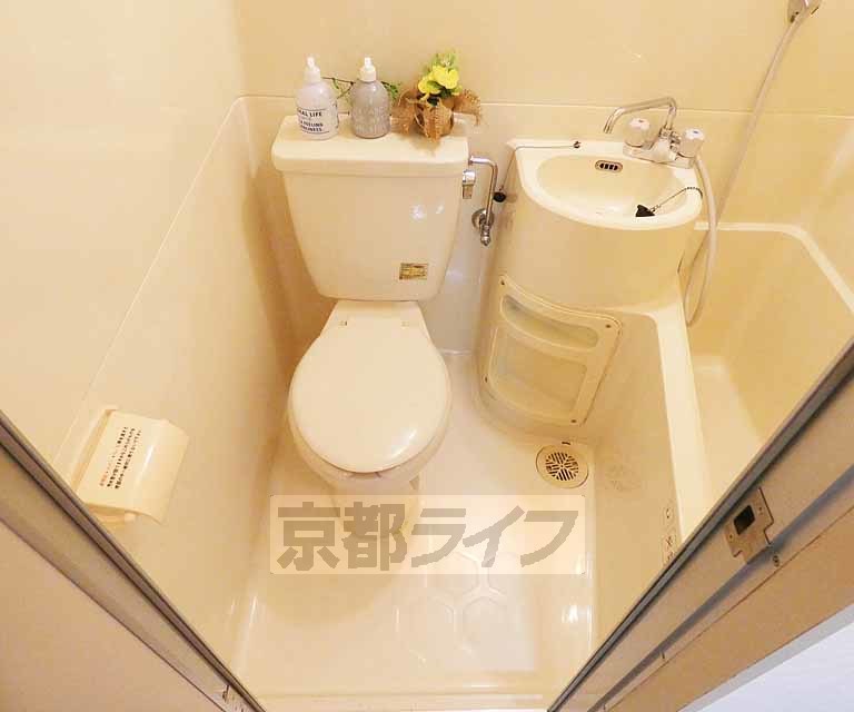 トイレ　広さあるので落ち着きます。