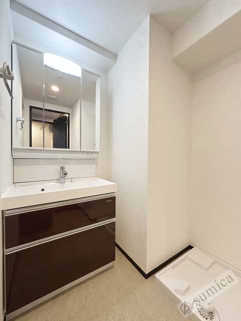 洗面設備　シャンプードレッサー・朝シャンはこちらで♪♪