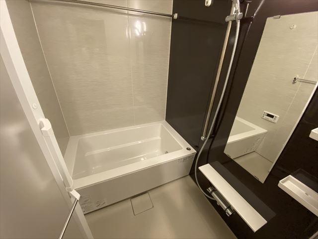 バス・シャワールーム　バス※別部屋参考写真