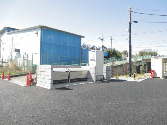 その他設備　入居者専用ゴミ捨て場