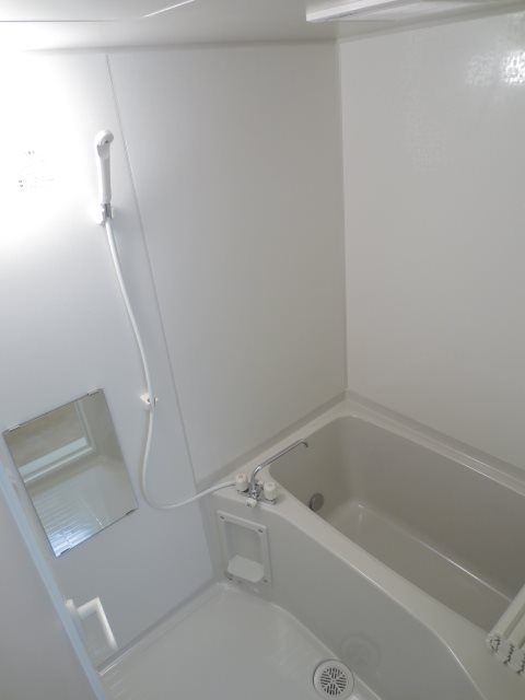 バス・シャワールーム　追い焚き付き