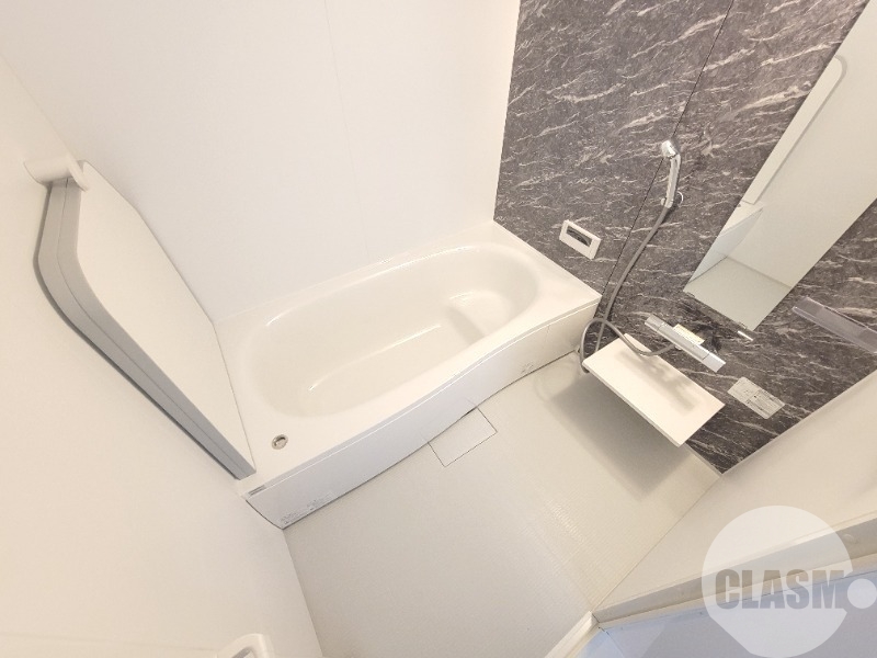 バス・シャワールーム　浴室乾燥機＆追い焚き機能付きバス♪