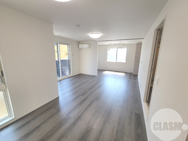 居室・リビング　開放感のあるお部屋です♪