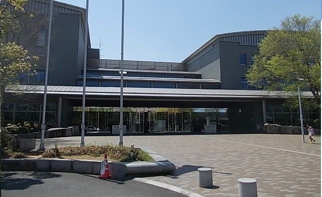 図書館　香川県立図書館さん（図書館）まで350m