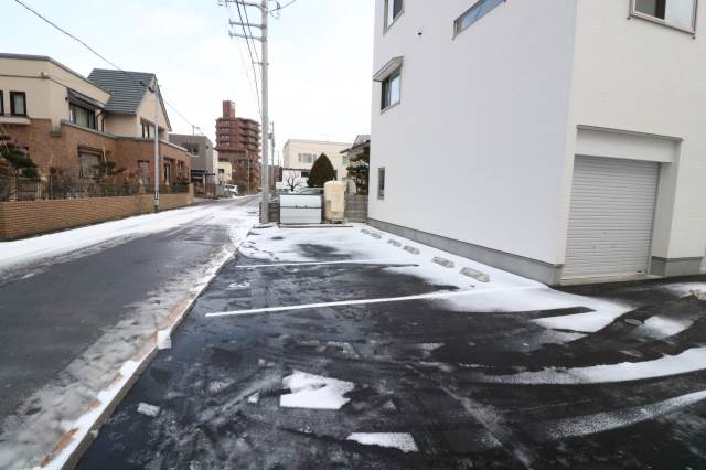 駐車場　駐車場！