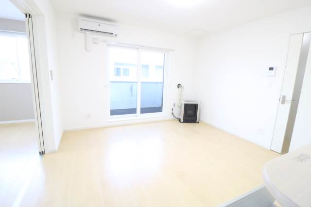 居室・リビング　広々リビング！