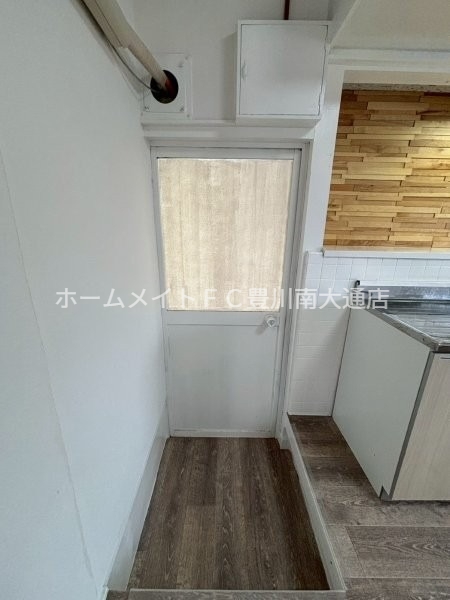 その他　勝手口