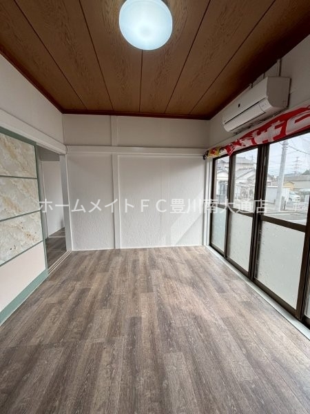 その他部屋・スペース　１階洋室西(2)