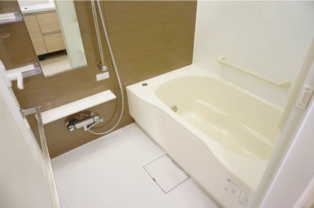 バス・シャワールーム　ゆったり過ごせるお風呂です